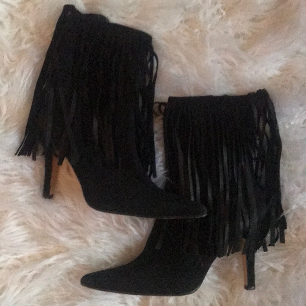Vintage fringed side zip suede booties sz 7 B